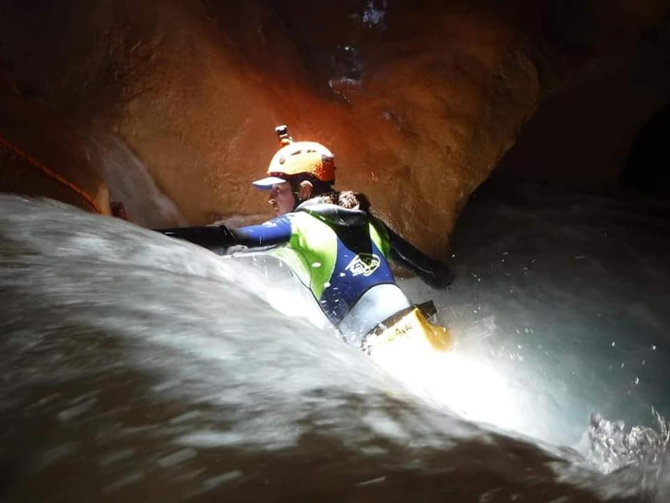 Hotel Rio Escabas, Serrania De Cuenca Cañamares エクステリア 写真