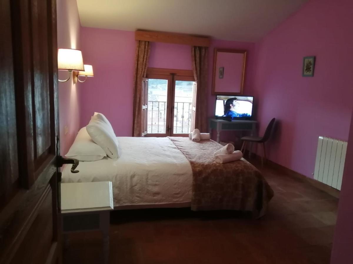 Hotel Rio Escabas, Serrania De Cuenca Cañamares エクステリア 写真